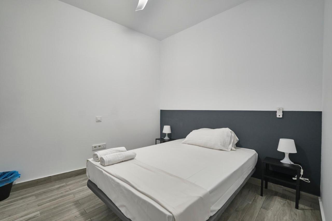 Nunez De Arce Habitaciones Мадрид Екстериор снимка