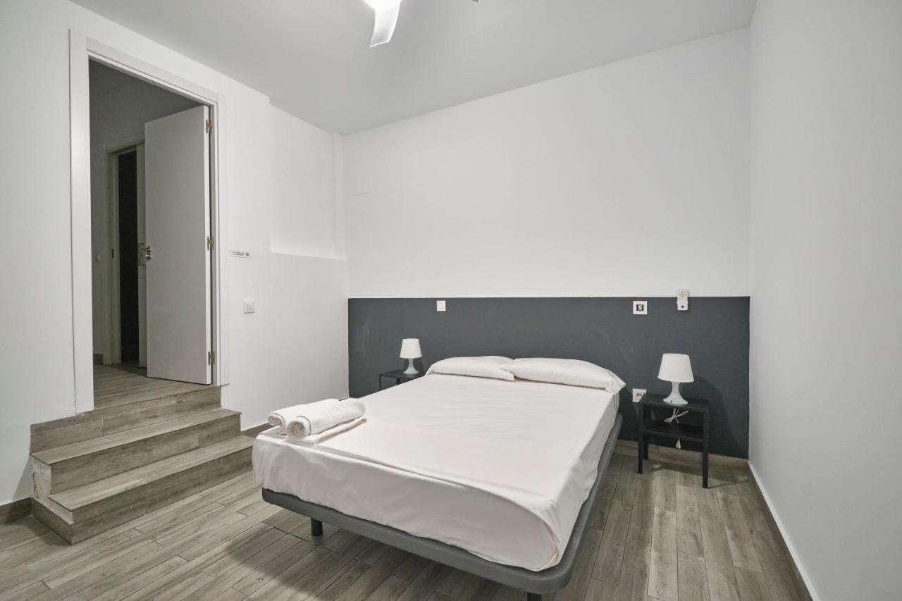 Nunez De Arce Habitaciones Мадрид Екстериор снимка