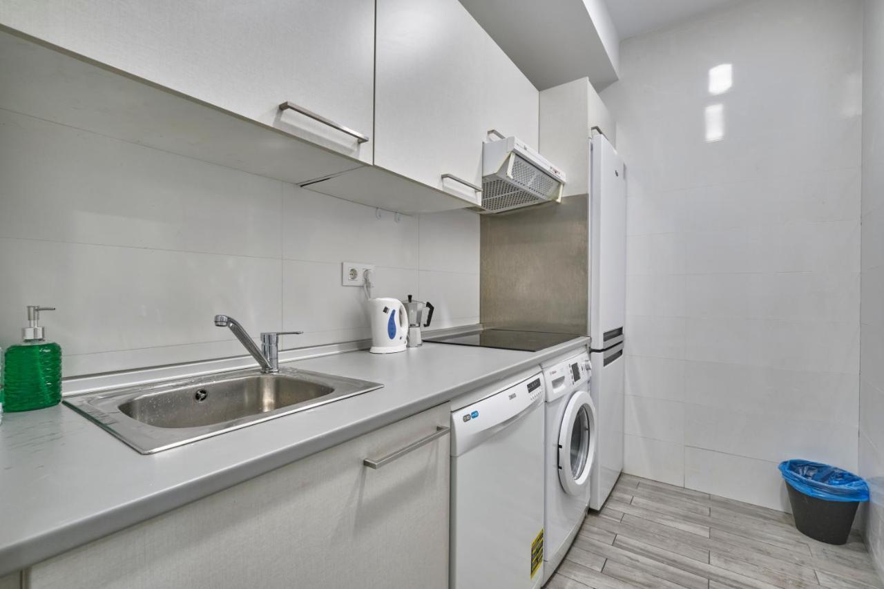 Nunez De Arce Habitaciones Мадрид Екстериор снимка